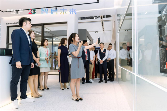 如约而智，新豪轩亮相广州建博会，开启全屋智能门窗新时代547.jpg